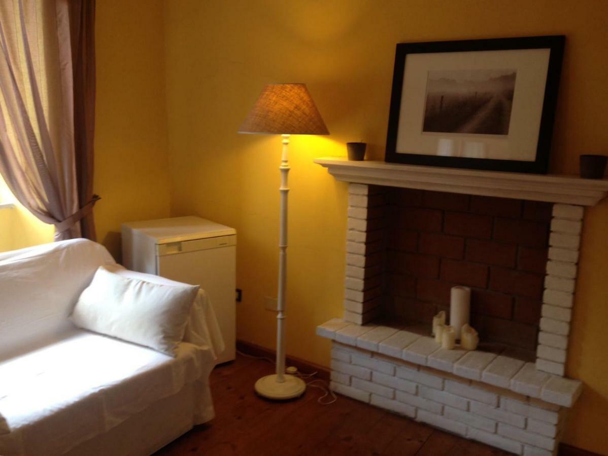 La Casina Del Borgo Appartement Abbadia San Salvator Buitenkant foto